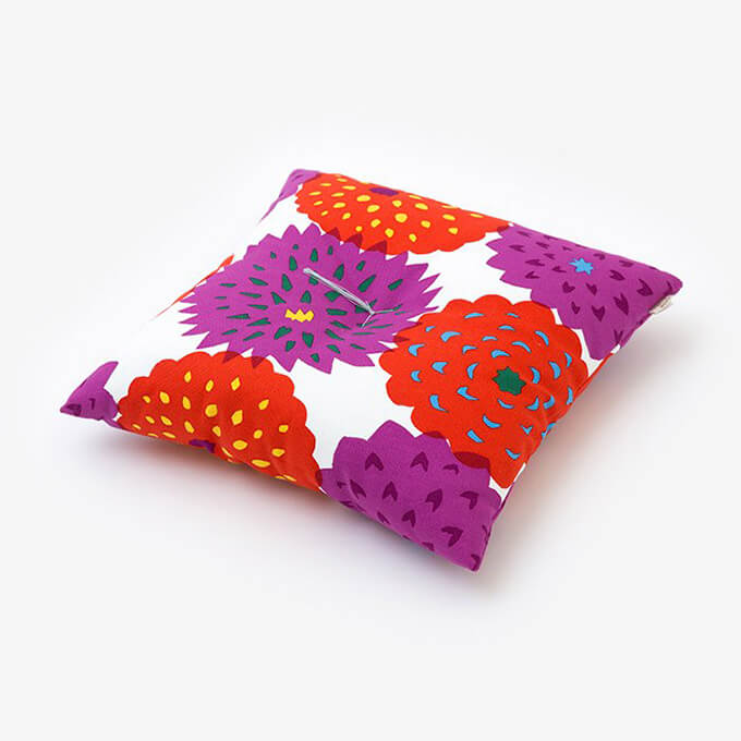 天竺牡丹 京緋色花