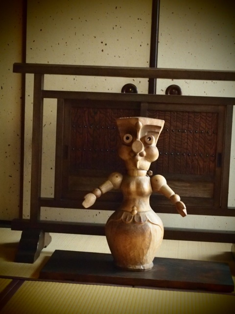 20101219-woodendoll.jpg