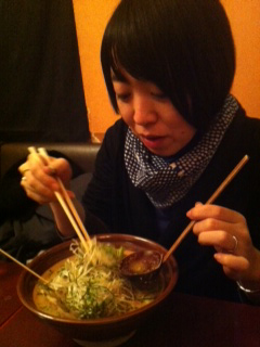 20120216-あきえさんラーメン.JPG