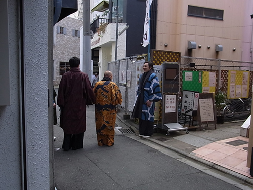 20121224-toshio-with-robart4.jpg