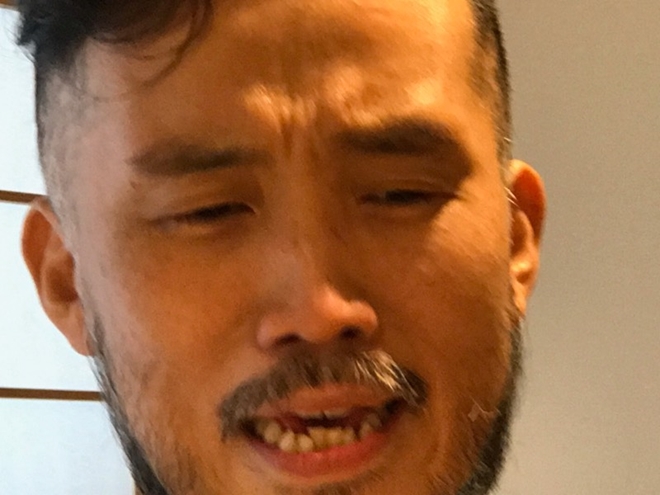 ５