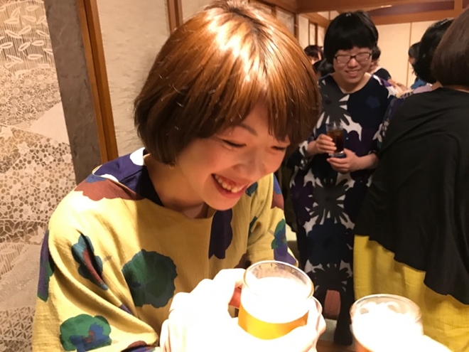 １２
