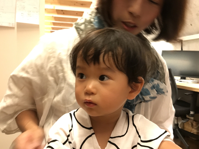 ８