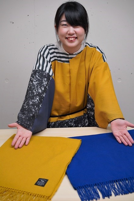 32